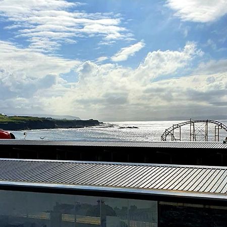 In The Heart Of Portrush - Beautiful Views Apartment Exterior photo